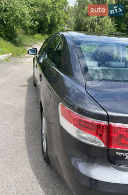 Седан Toyota Avensis 2011 в 