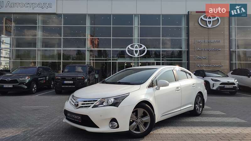 Toyota Avensis 2014