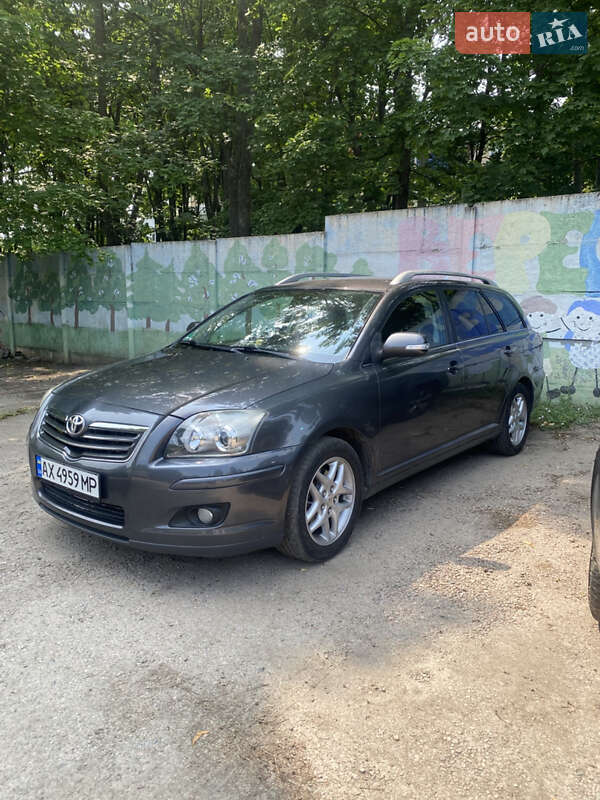 Универсал Toyota Avensis 2006 в Харькове