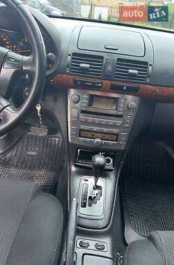 Седан Toyota Avensis 2007 в 