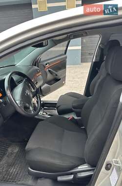 Седан Toyota Avensis 2007 в 