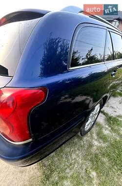 Универсал Toyota Avensis 2005 в 