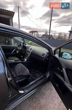 Универсал Toyota Avensis 2012 в Маневичах