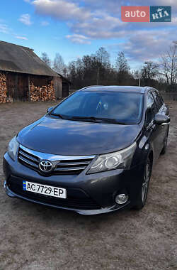 Універсал Toyota Avensis 2012 в Маневичах