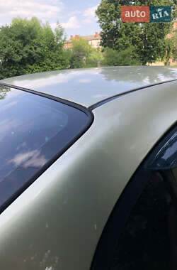 Седан Toyota Avensis 2000 в 