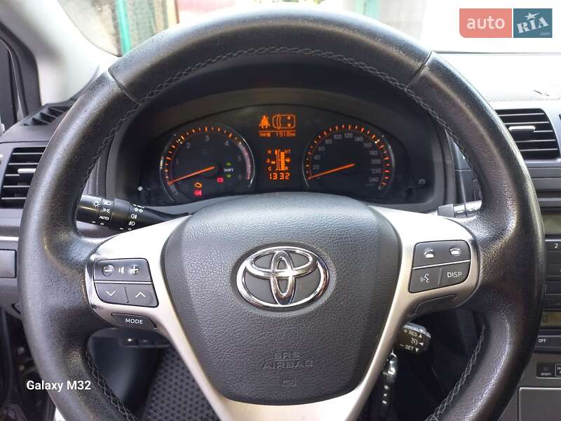 Универсал Toyota Avensis 2008 в Ивано-Франковске