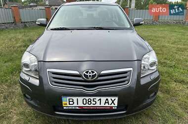 Седан Toyota Avensis 2008 в Миргороді