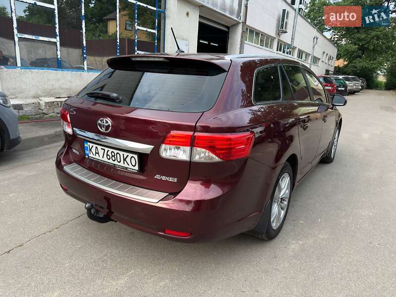 Универсал Toyota Avensis 2012 в Киеве фото 27 Универсал Toyota Avensis 2012 в Киеве