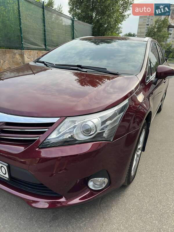 Универсал Toyota Avensis 2012 в Киеве фото 58 Универсал Toyota Avensis 2012 в Киеве