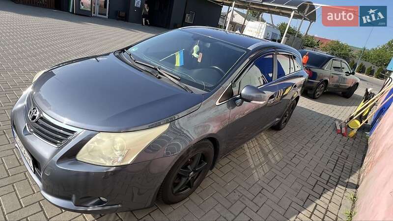 Универсал Toyota Avensis 2008 в Луцке