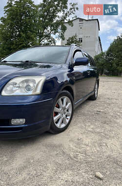 Універсал Toyota Avensis 2003 в Бориславі