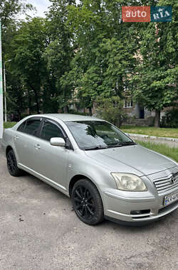 Седан Toyota Avensis 2005 в Києві
