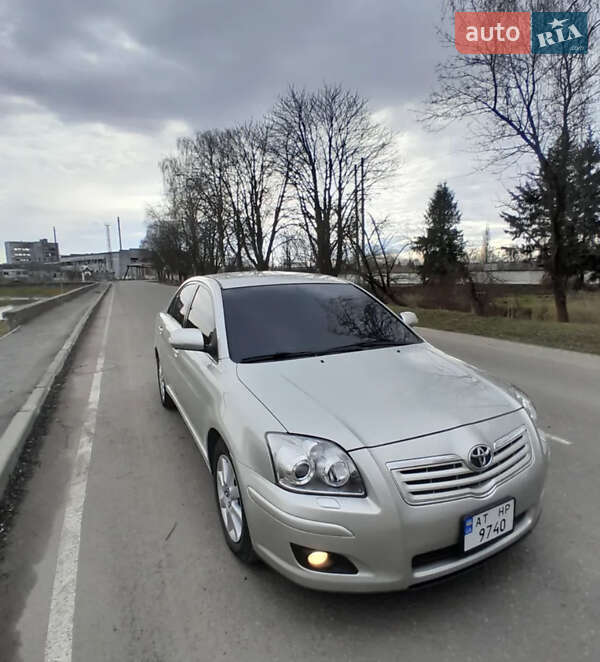 Седан Toyota Avensis 2006 в Ивано-Франковске фото 4 Седан Toyota Avensis 2006 в Ивано-Франковске