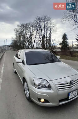 Седан Toyota Avensis 2006 в 