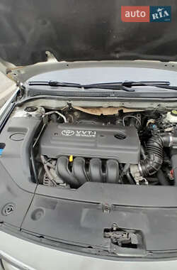 Седан Toyota Avensis 2006 в 