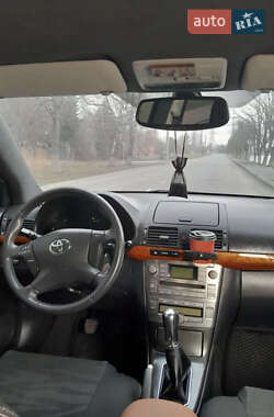 Седан Toyota Avensis 2006 в 