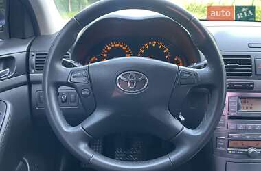Седан Toyota Avensis 2008 в 