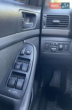Седан Toyota Avensis 2008 в 