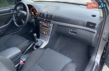 Седан Toyota Avensis 2008 в 