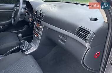 Седан Toyota Avensis 2008 в 