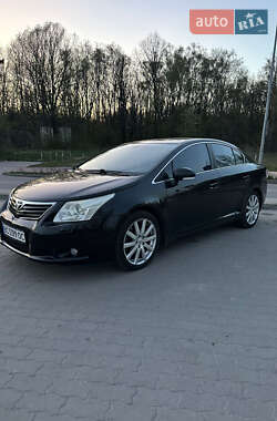 Седан Toyota Avensis 2009 в Львові