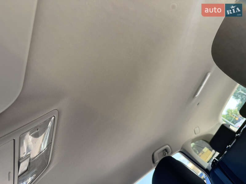 Універсал Toyota Avensis 2009 в Житомирі