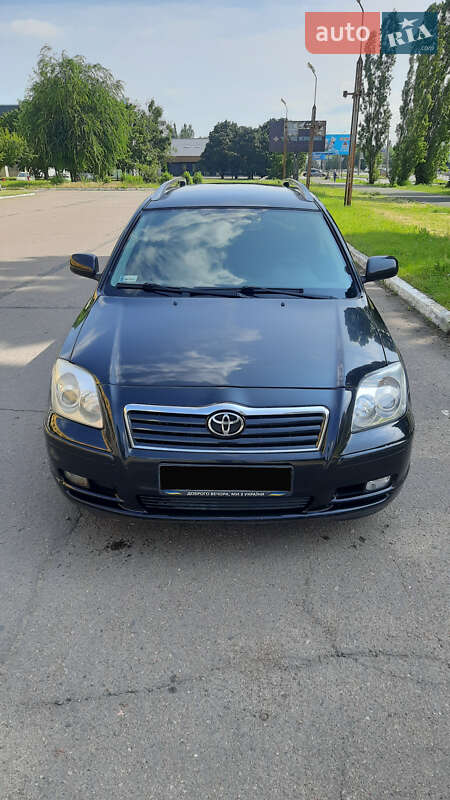 Универсал Toyota Avensis 2004 в Черкассах