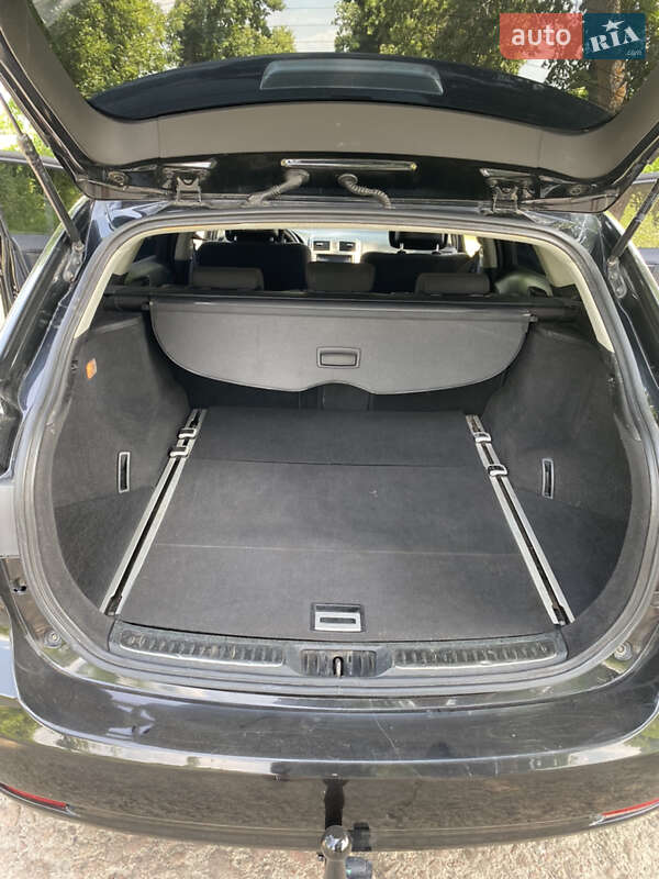 Универсал Toyota Avensis 2010 в Кодыме