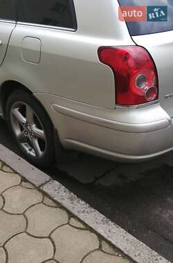 Универсал Toyota Avensis 2008 в 