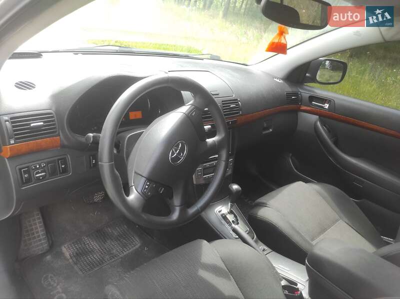 Седан Toyota Avensis 2008 в Ахтырке фото 7 Седан Toyota Avensis 2008 в Ахтырке