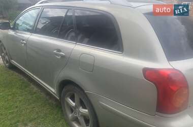 Универсал Toyota Avensis 2006 в Черновцах