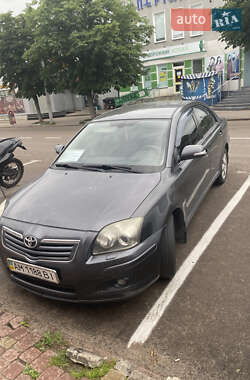 Седан Toyota Avensis 2007 в Коростене