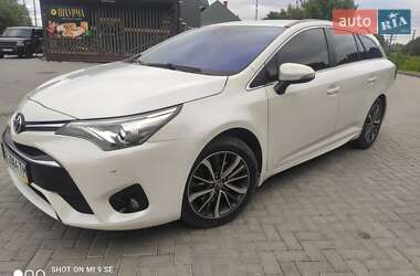 Універсал Toyota Avensis 2016 в Старій Вижівці