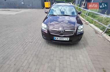 Універсал Toyota Avensis 2007 в Краматорську
