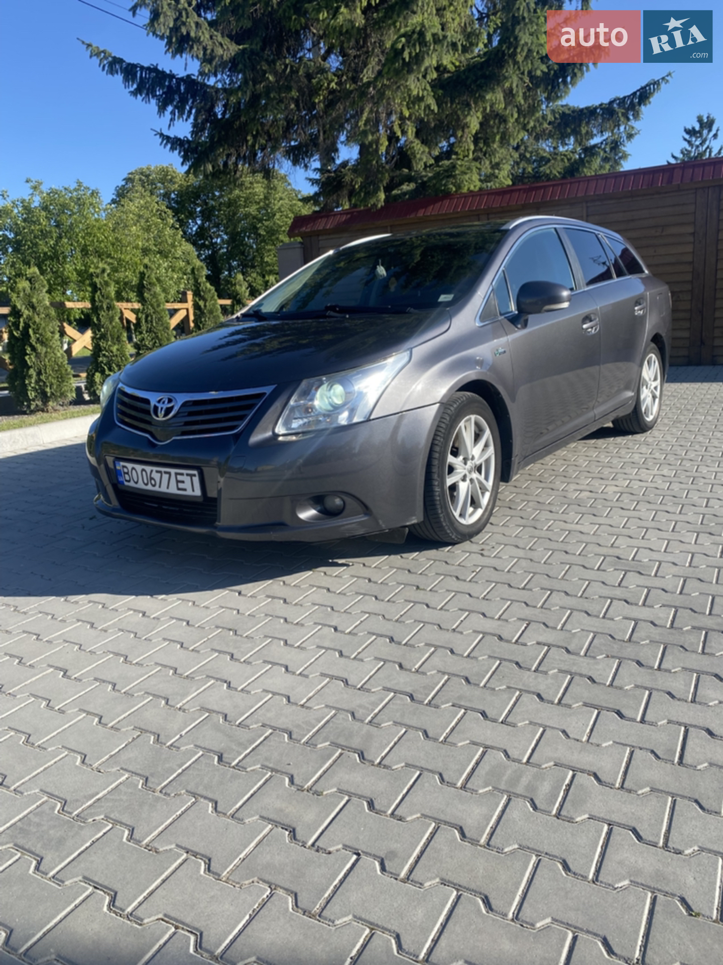 2010 Toyota Avensis - фото 1