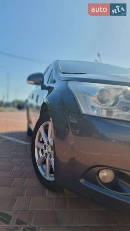 Универсал Toyota Avensis 2009 в Одессе