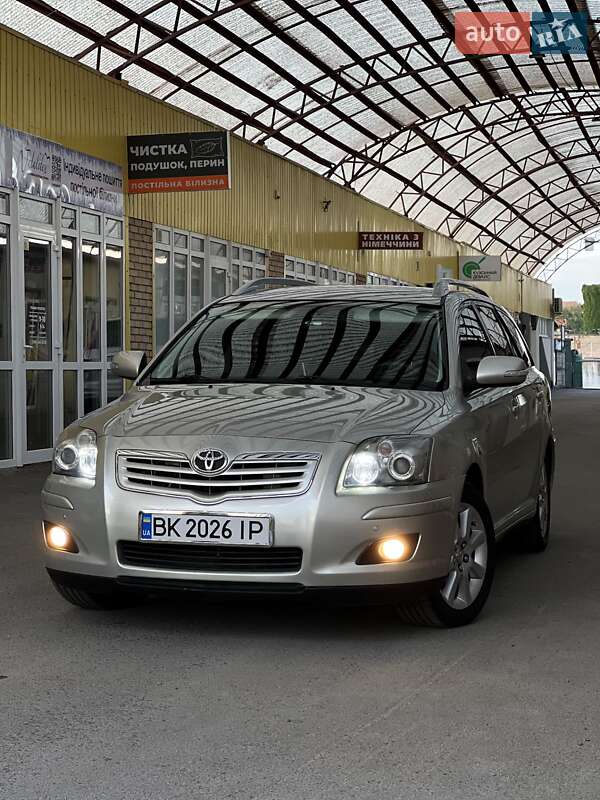 Toyota Avensis 2006