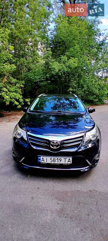 Универсал Toyota Avensis 2012 в Киеве