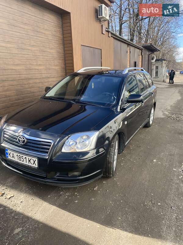Универсал Toyota Avensis 2006 в Киеве
