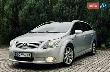 Універсал Toyota Avensis 2010 в Самборі