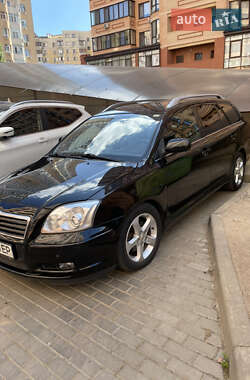 Универсал Toyota Avensis 2005 в Одессе