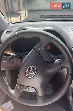 Седан Toyota Avensis 2008 в 