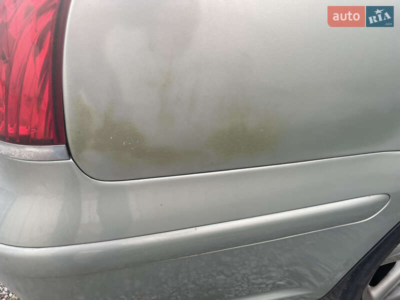 Ліфтбек Toyota Avensis 2006 в Києві