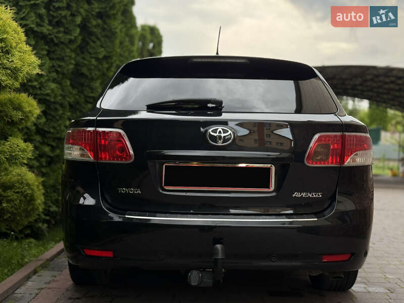 Универсал Toyota Avensis 2009 в Тернополе