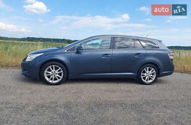 Універсал Toyota Avensis 2010 в Івано-Франківську