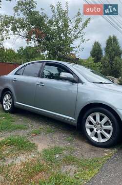 Седан Toyota Avensis 2008 в Черкассах