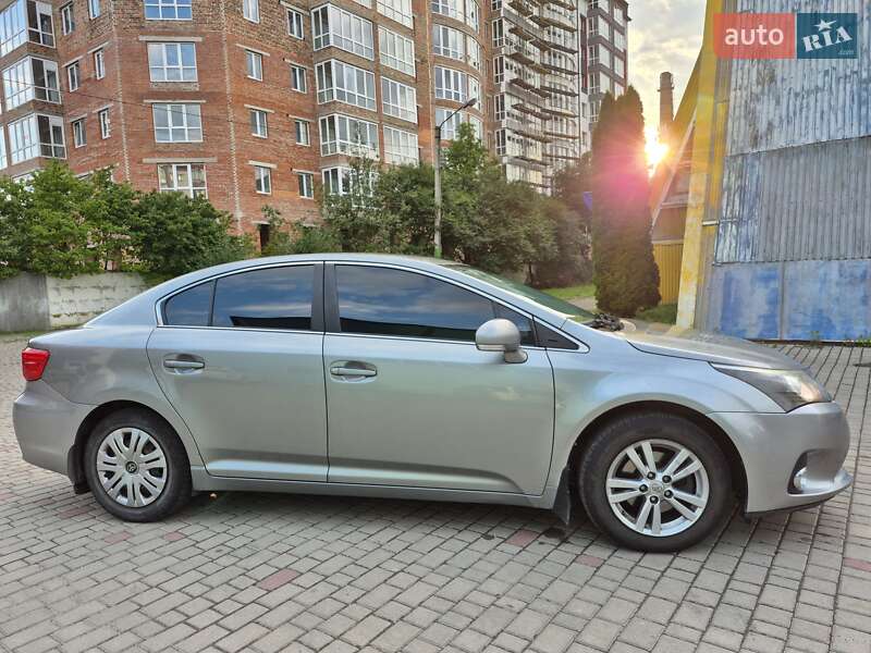 Седан Toyota Avensis 2012 в Ивано-Франковске фото 5 Седан Toyota Avensis 2012 в Ивано-Франковске