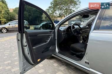 Седан Toyota Avensis 2008 в 