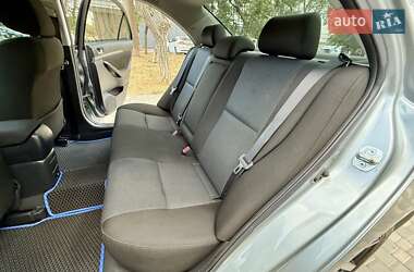 Седан Toyota Avensis 2008 в 