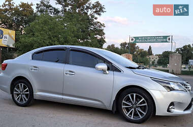 Седан Toyota Avensis 2013 в Желтых Водах